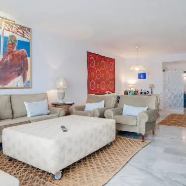 Short-term rent of middle floor apartment in Guadalmina Baja