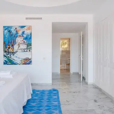 Short-term rent of middle floor apartment in Guadalmina Baja