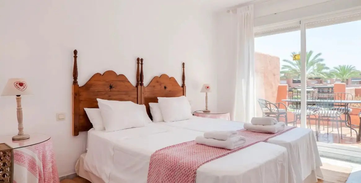 Short-term rent of middle floor apartment in Guadalmina Baja 11