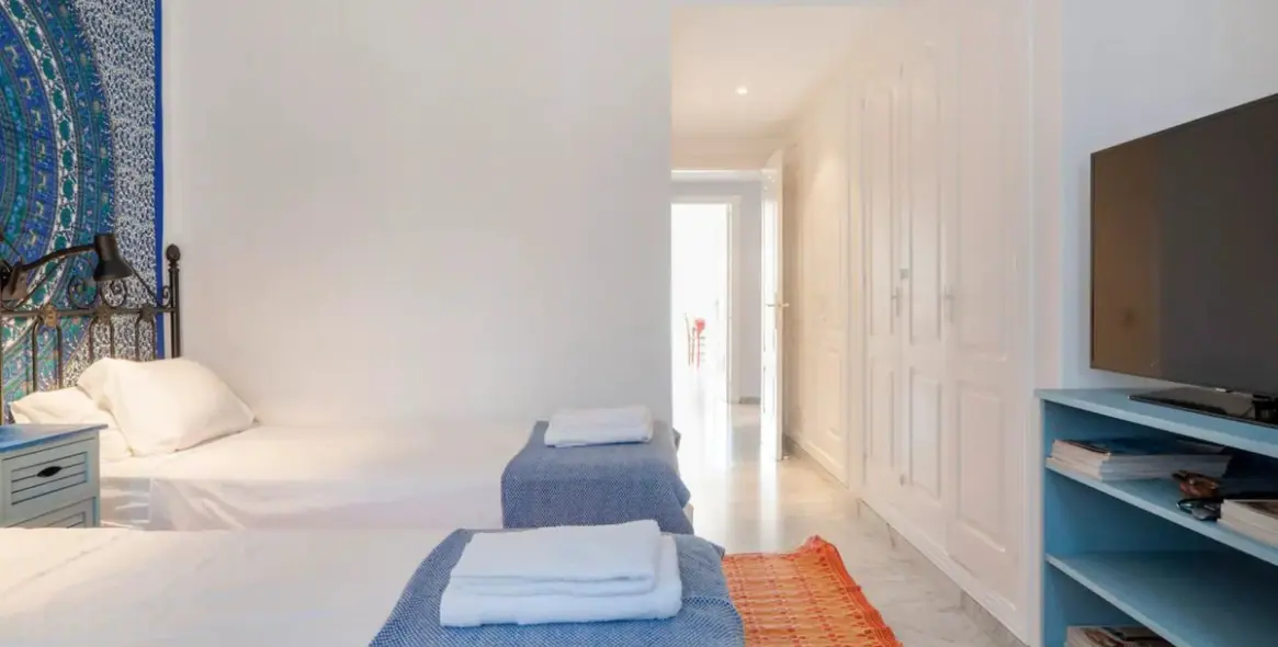 Short-term rent of middle floor apartment in Guadalmina Baja 16