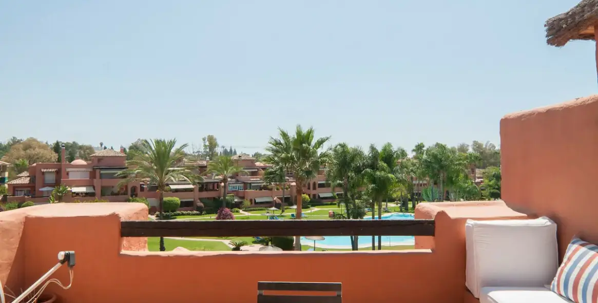 Short-term rent of middle floor apartment in Guadalmina Baja 24