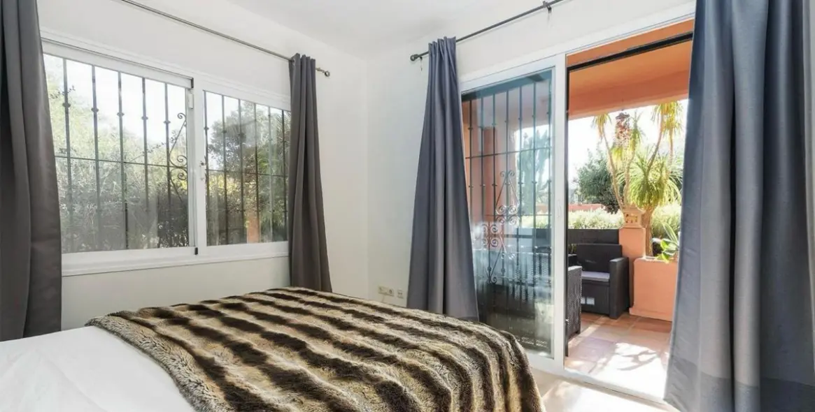 Long-term rent of ground floor apartment in Marbella 21