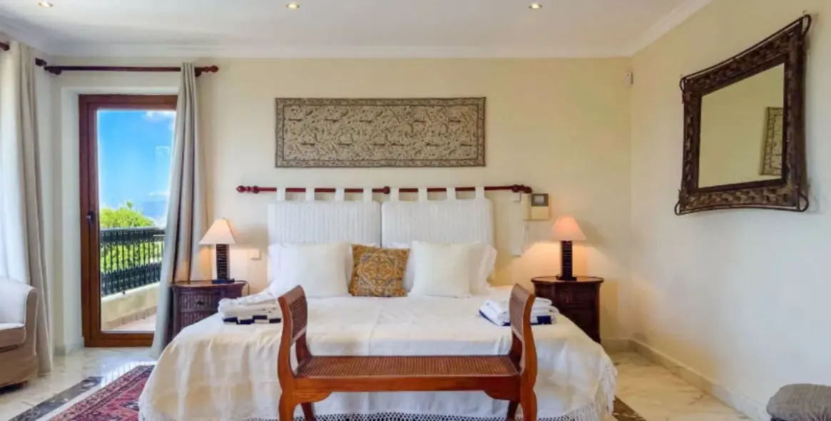 Долгосрочная аренда  отдельно стоящей виллы в Marbella 23