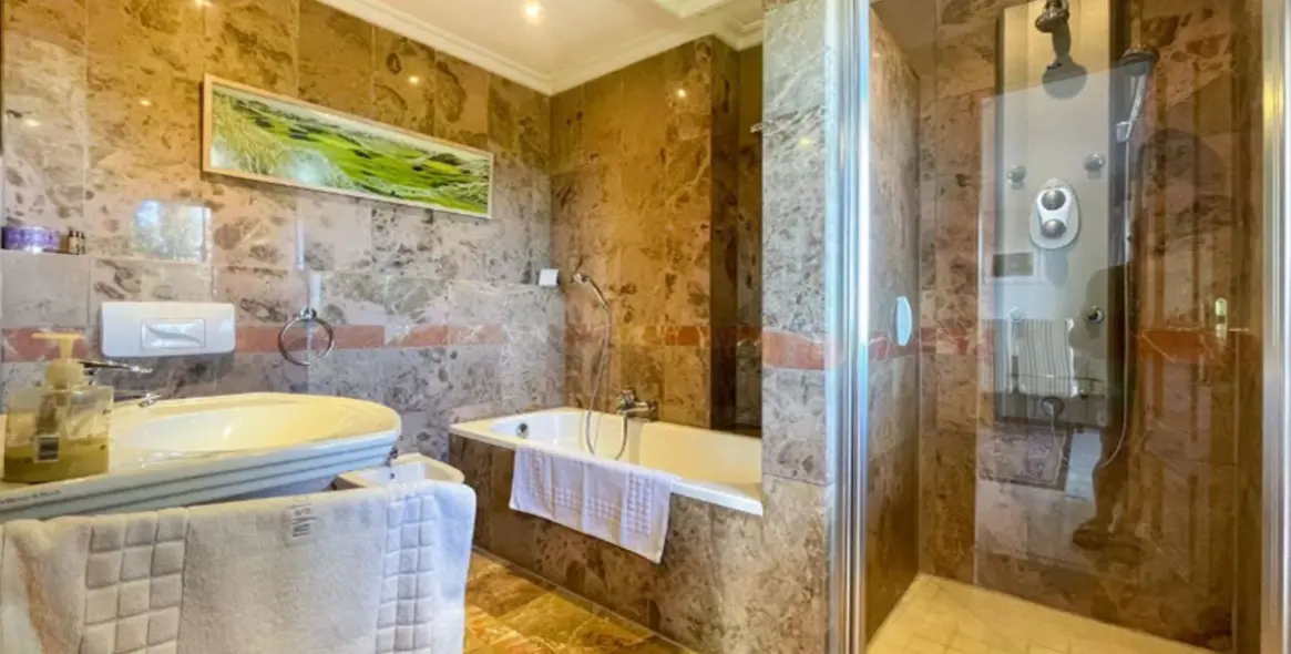 Долгосрочная аренда  отдельно стоящей виллы в Marbella 24