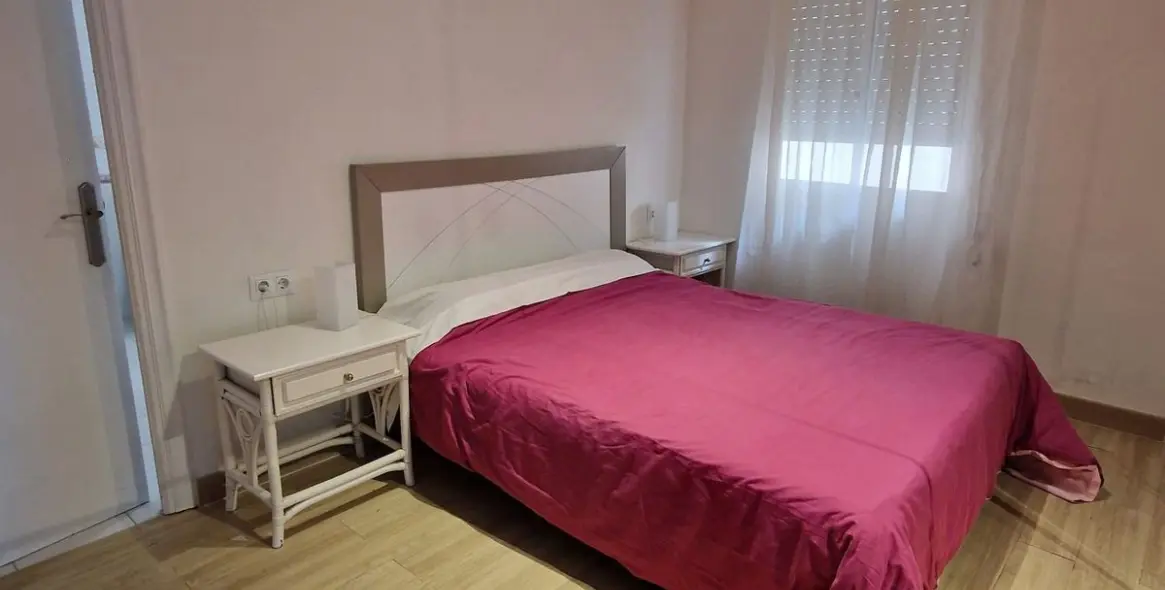 Продажа апартаментов на среднем этаже в Estepona 6