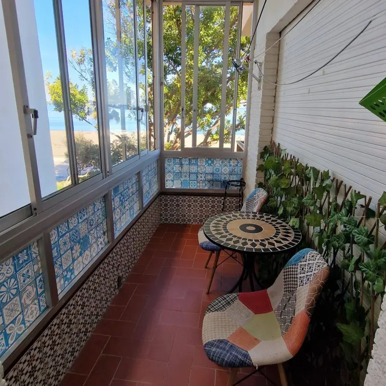 Sale of middle floor apartment in Estepona