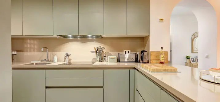 Продажа апартаментов на среднем этаже в La Duquesa 0