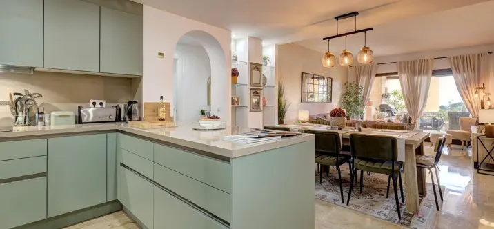 Продажа апартаментов на среднем этаже в La Duquesa 1