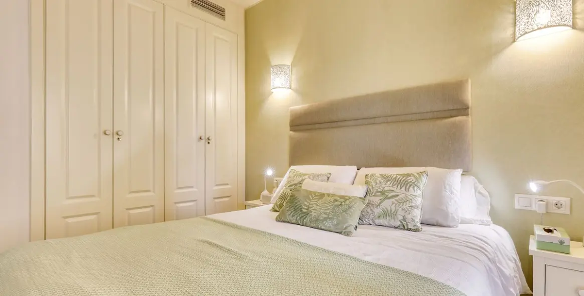 Sale of middle floor apartment in La Duquesa 37