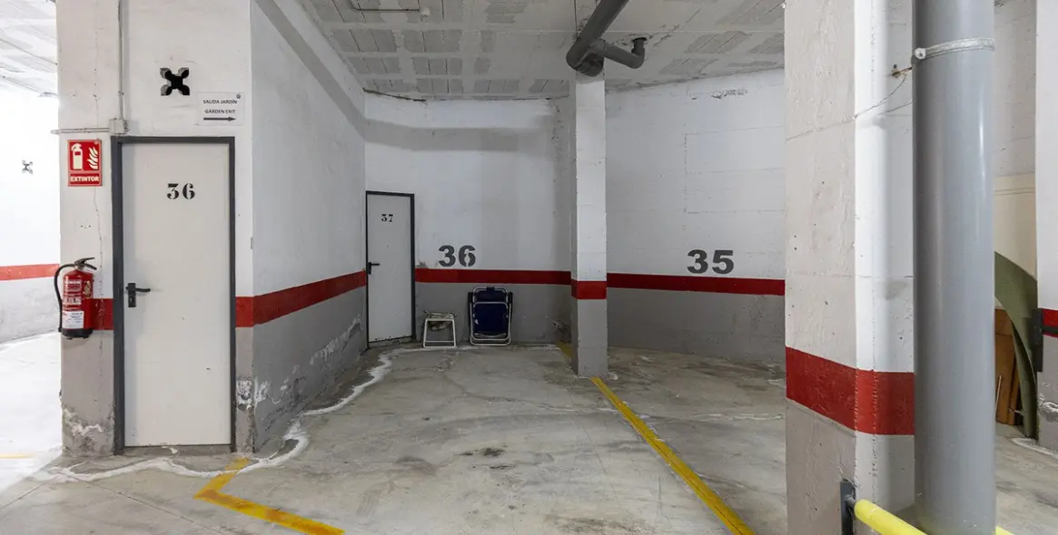 Sale of middle floor apartment in La Duquesa 46