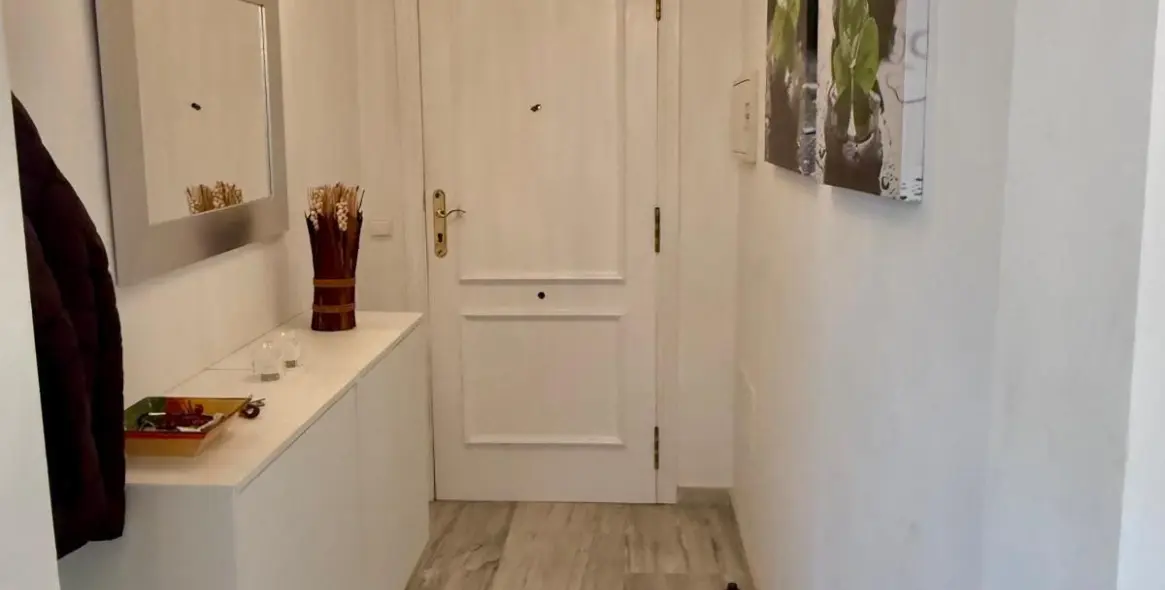 Продажа двухуровневого пентхауса в Calahonda 8