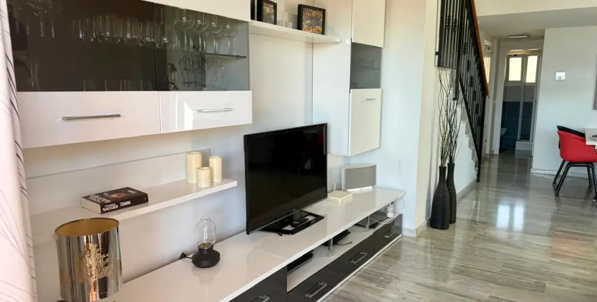 Продажа двухуровневого пентхауса в Calahonda 12