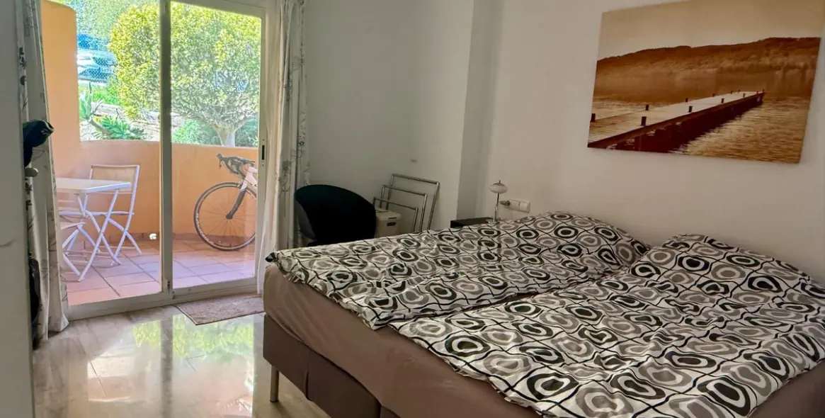 Продажа двухуровневого пентхауса в Calahonda 19