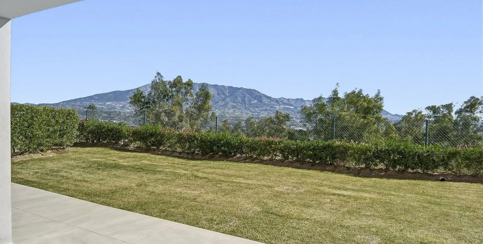 Sale of ground floor apartment in La Cala Golf 2