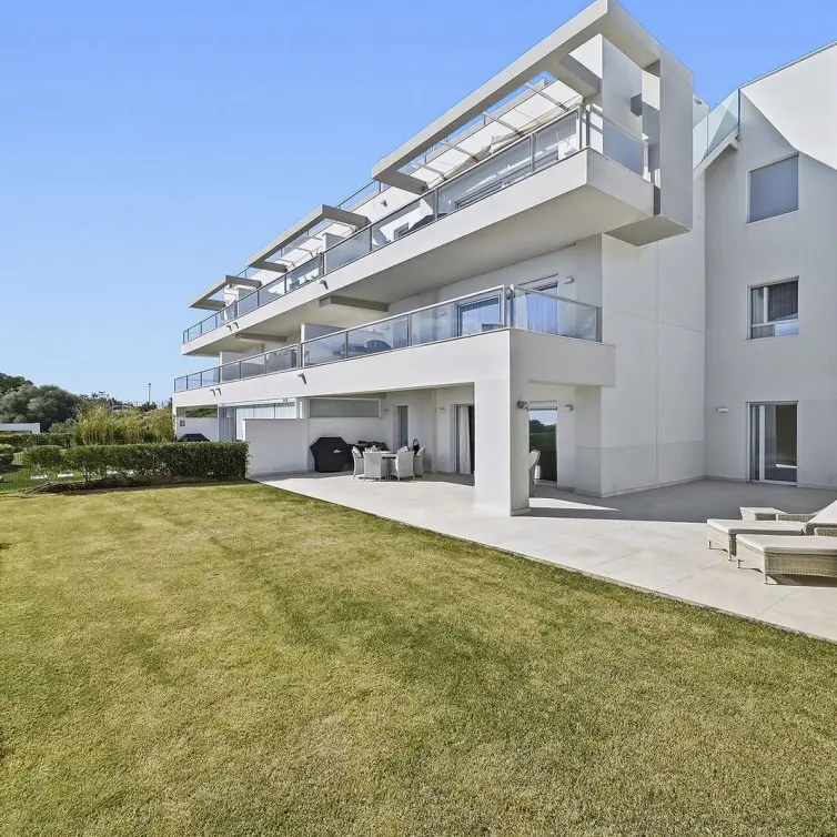 Sale of ground floor apartment in La Cala Golf
