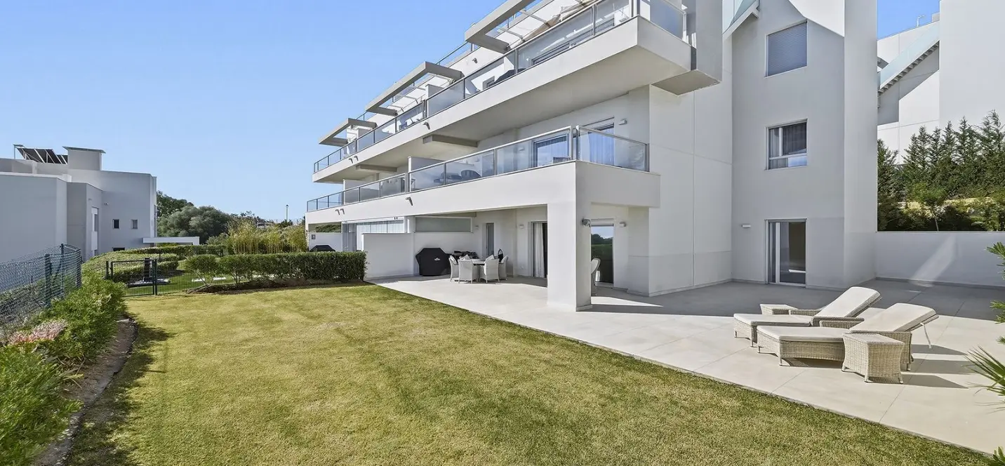 Sale of ground floor apartment in La Cala Golf 2