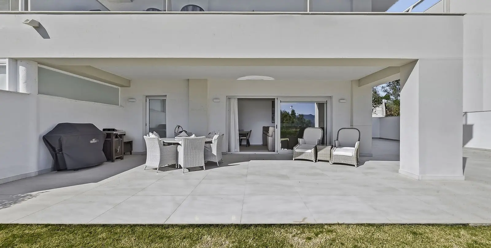Sale of ground floor apartment in La Cala Golf 5
