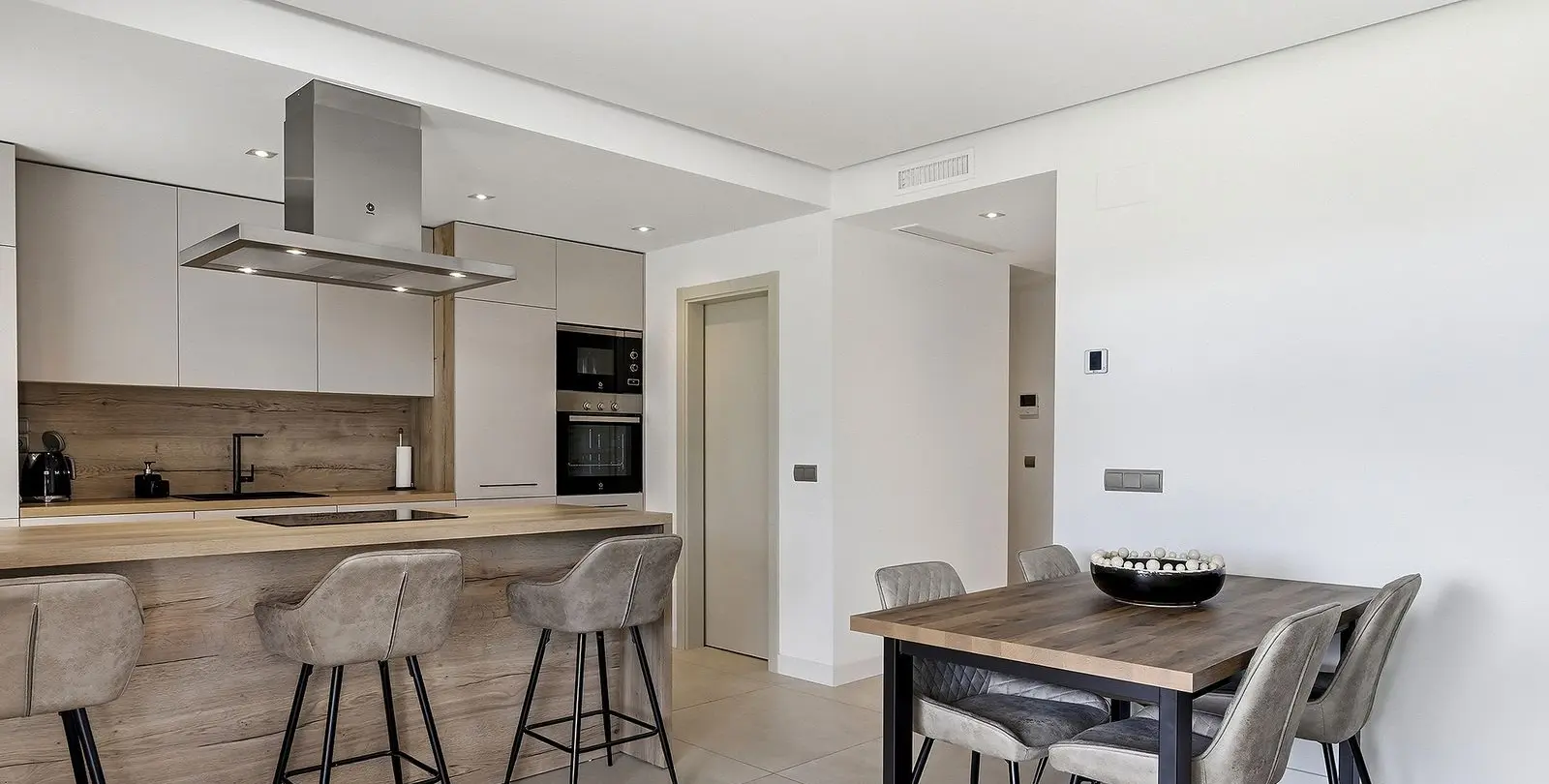 Sale of ground floor apartment in La Cala Golf 12