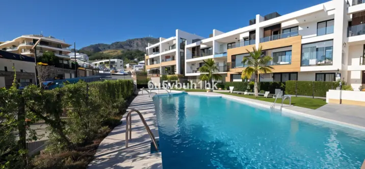 Sale of ground floor apartment in El Higueron 4