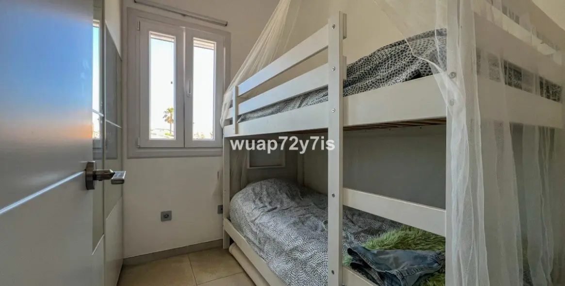 Продажа  отдельно стоящей виллы в Costalita 32