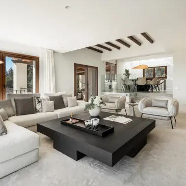 Sale of detached villa in Selwo