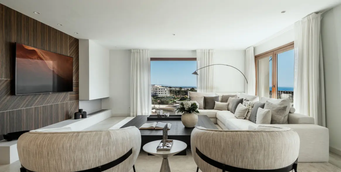 Sale of detached villa in Selwo 6