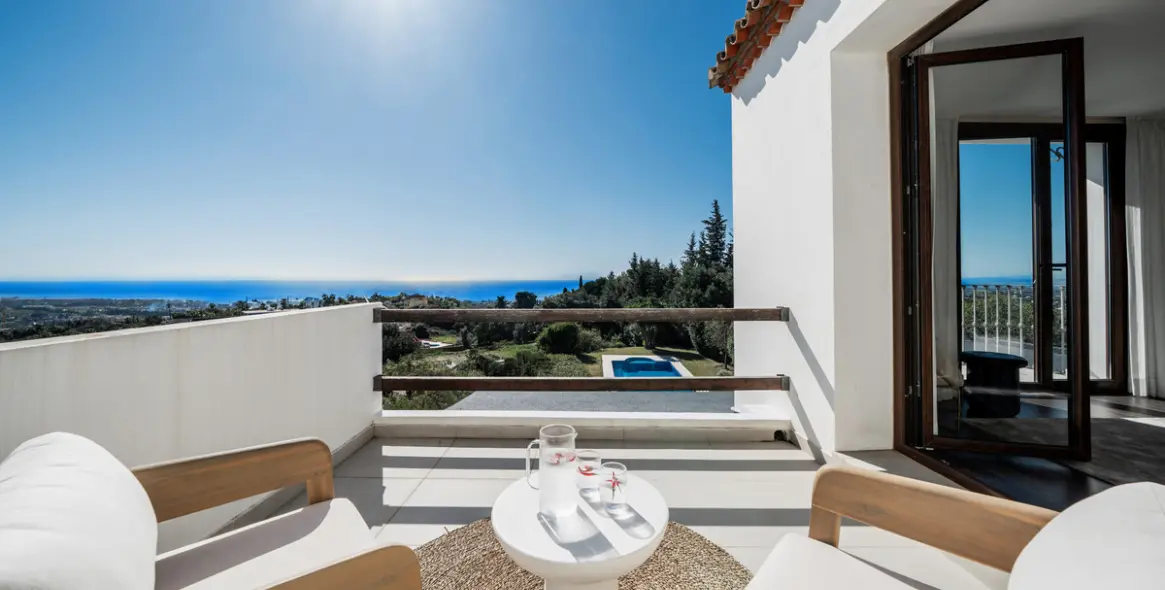 Sale of detached villa in Selwo 17