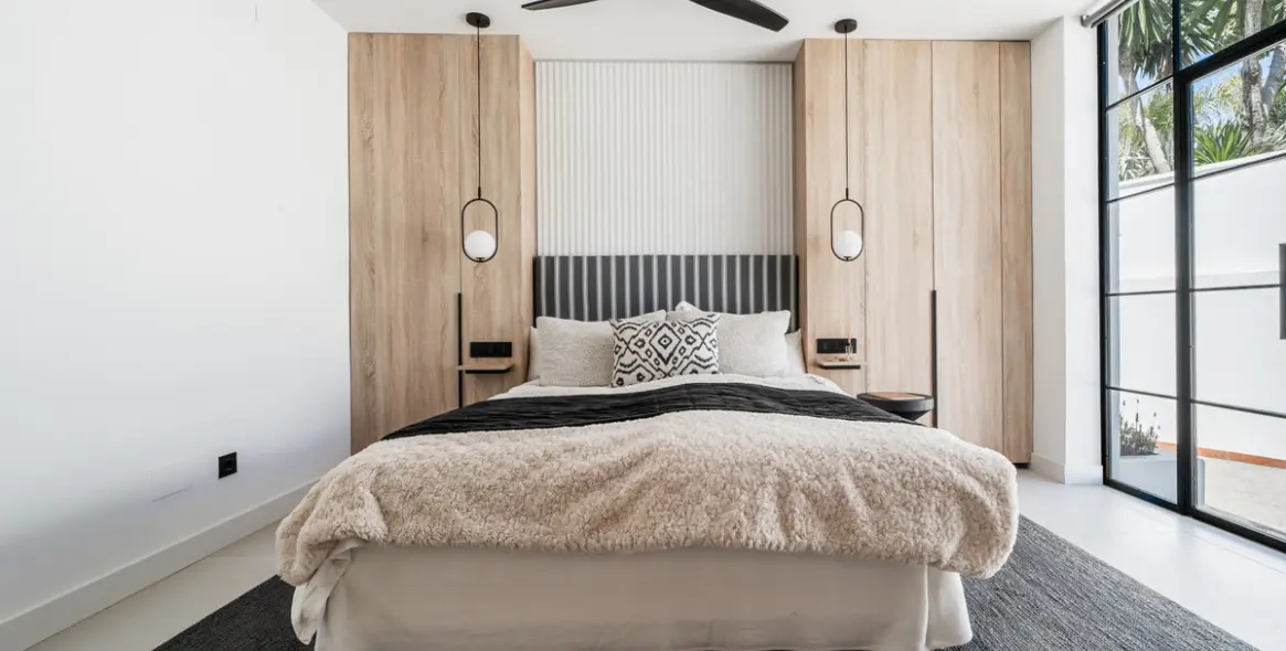 Sale of detached villa in El Madroñal 14