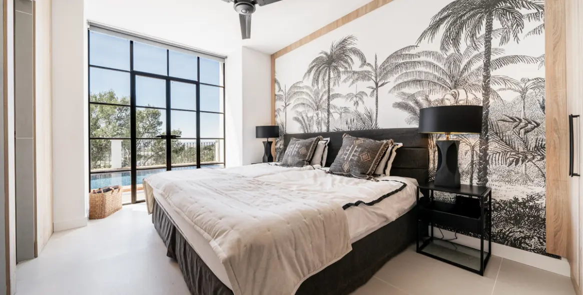 Sale of detached villa in El Madroñal 15