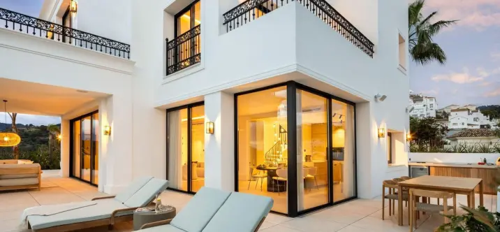 Sale of detached villa in Los Arqueros 2