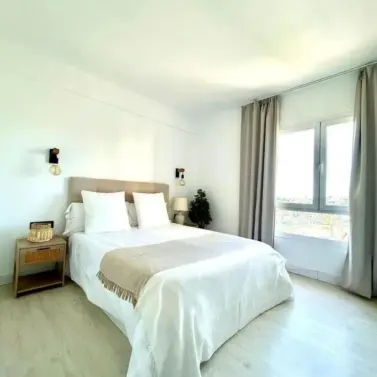 Продажа апартаментов на среднем этаже в Nueva Andalucía