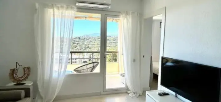 Продажа апартаментов на среднем этаже в Nueva Andalucía 2