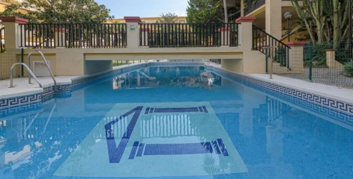 Продажа апартаментов на первом этаже в Elviria 5