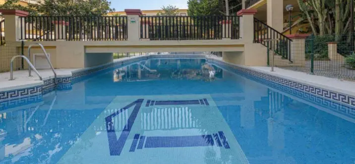 Продажа апартаментов на первом этаже в Elviria 4