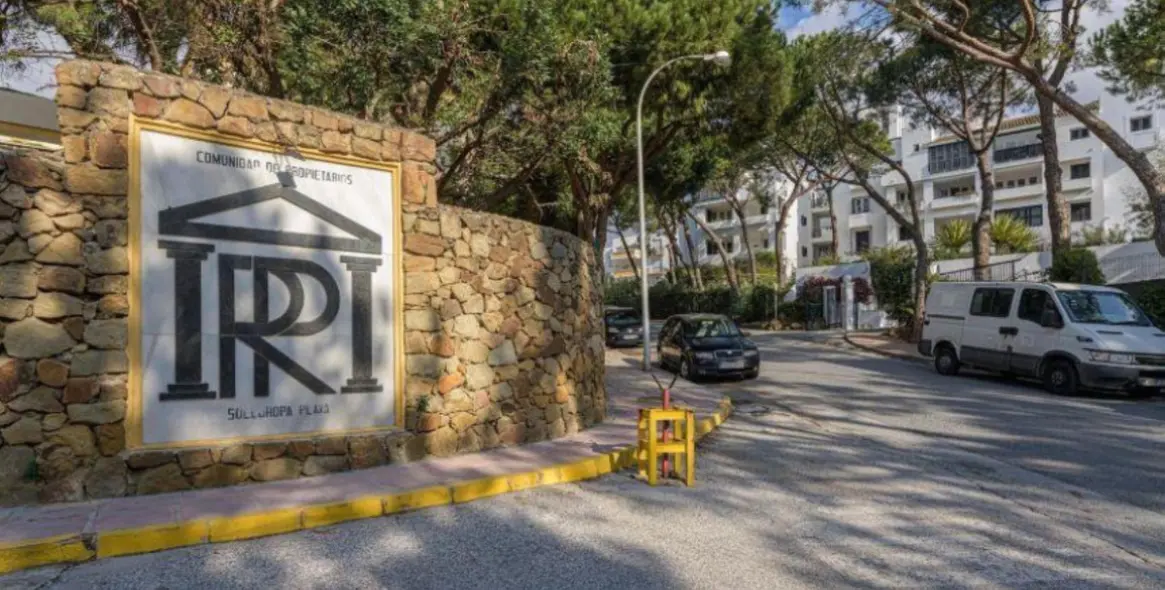 Продажа апартаментов на первом этаже в Elviria 21