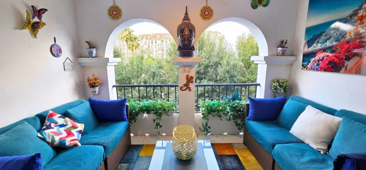 Продажа апартаментов на среднем этаже в La Duquesa 0