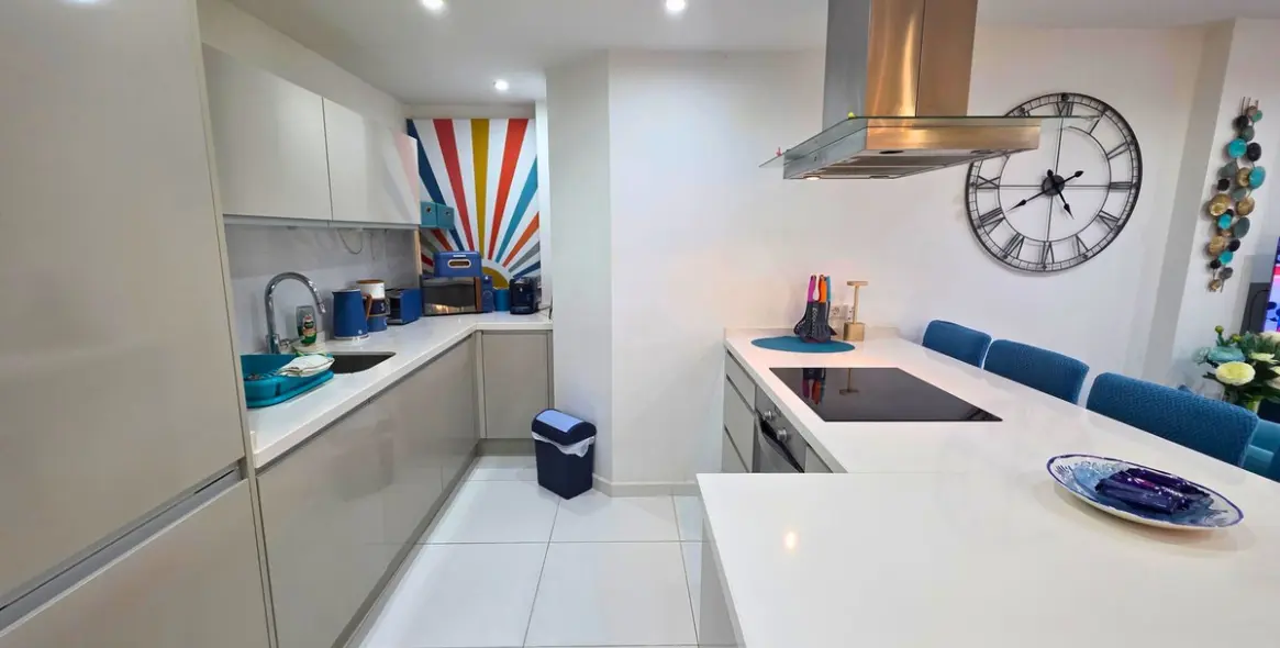 Продажа апартаментов на среднем этаже в La Duquesa 8