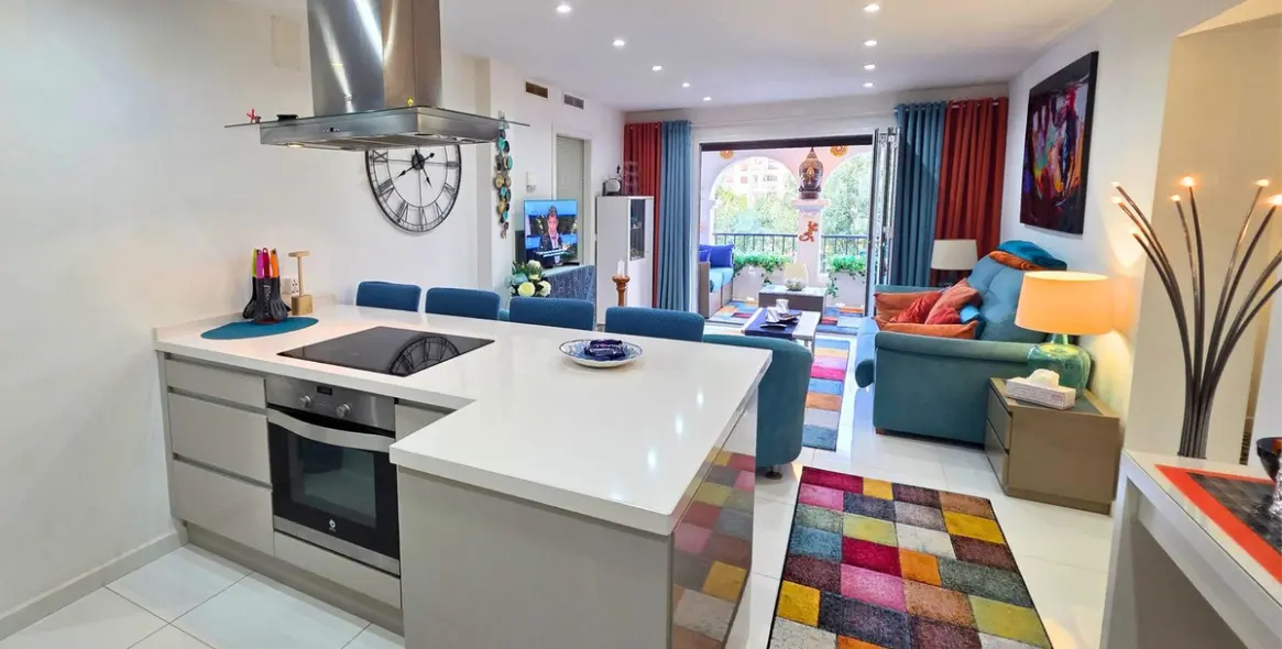 Продажа апартаментов на среднем этаже в La Duquesa 32