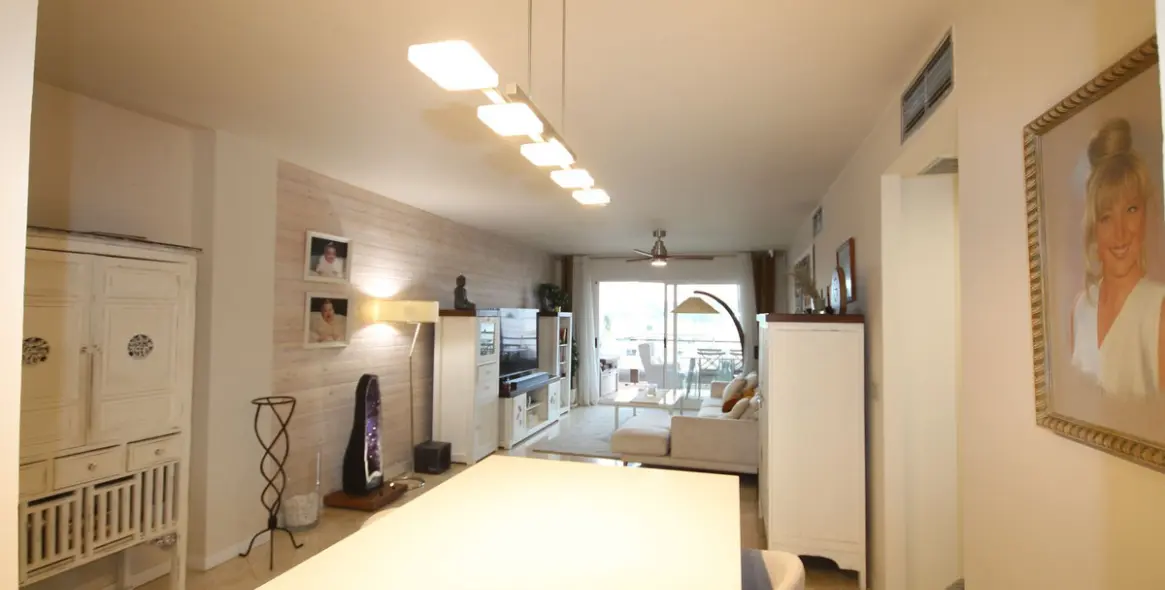 Sale of penthouse in Guadalmina Alta 10