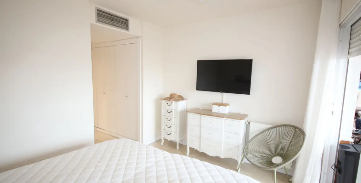 Sale of penthouse in Guadalmina Alta 17