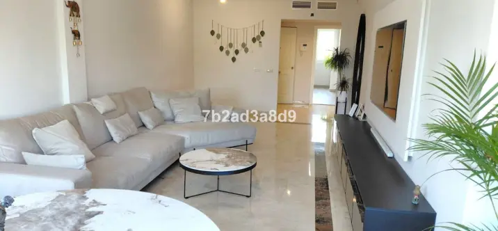 Sale of middle floor apartment in Nagüeles 2