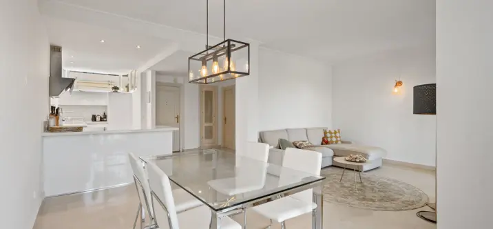 Sale of penthouse in La Quinta 2