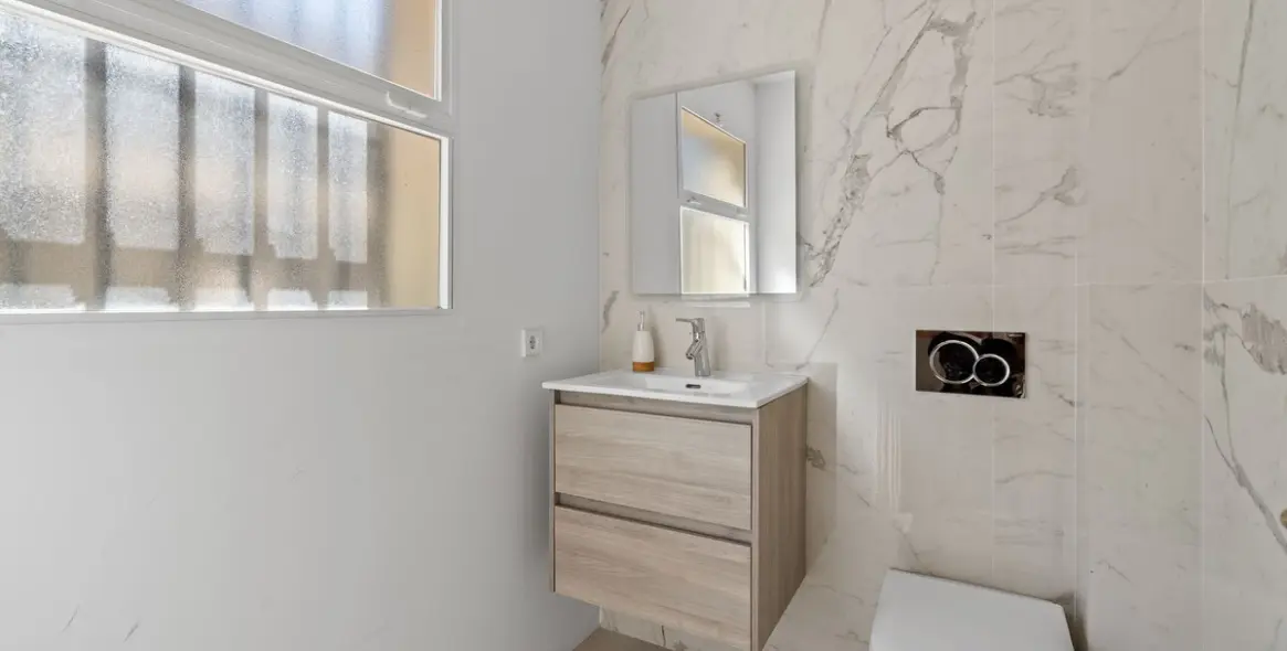 Sale of penthouse in La Quinta 9