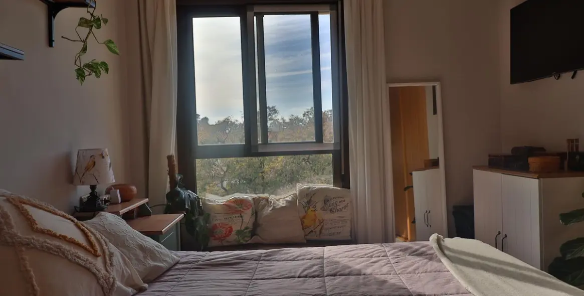 Sale of middle floor apartment in Málaga 44