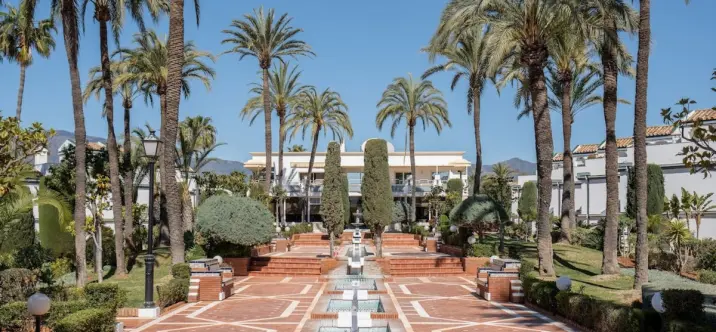 Продажа таунхауса в New Golden Mile 0