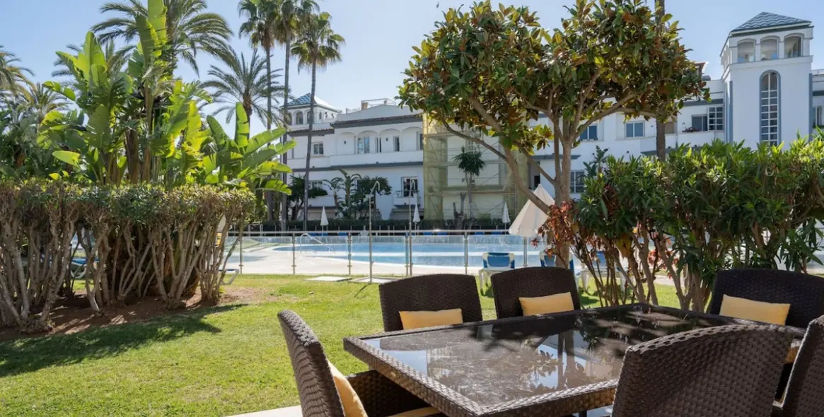 Продажа таунхауса в New Golden Mile 2