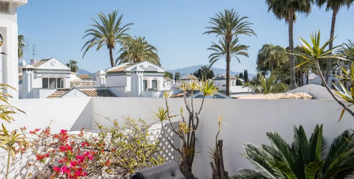 Продажа таунхауса в New Golden Mile 21