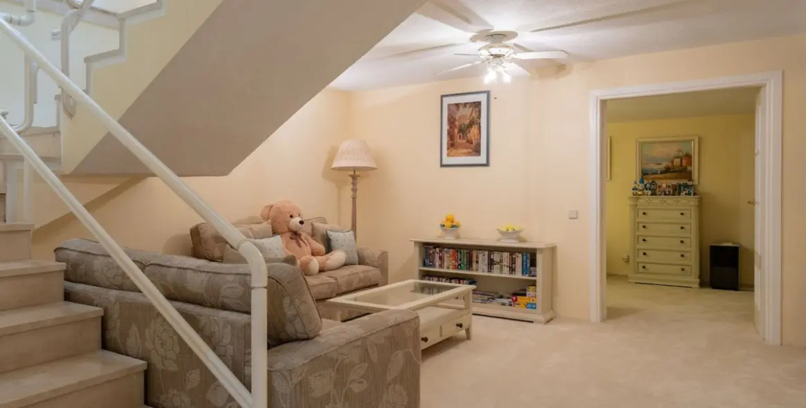 Продажа таунхауса в New Golden Mile 23