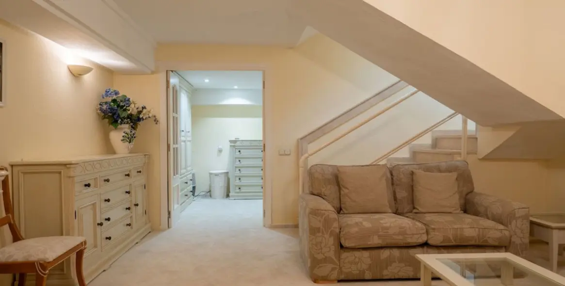 Продажа таунхауса в New Golden Mile 24