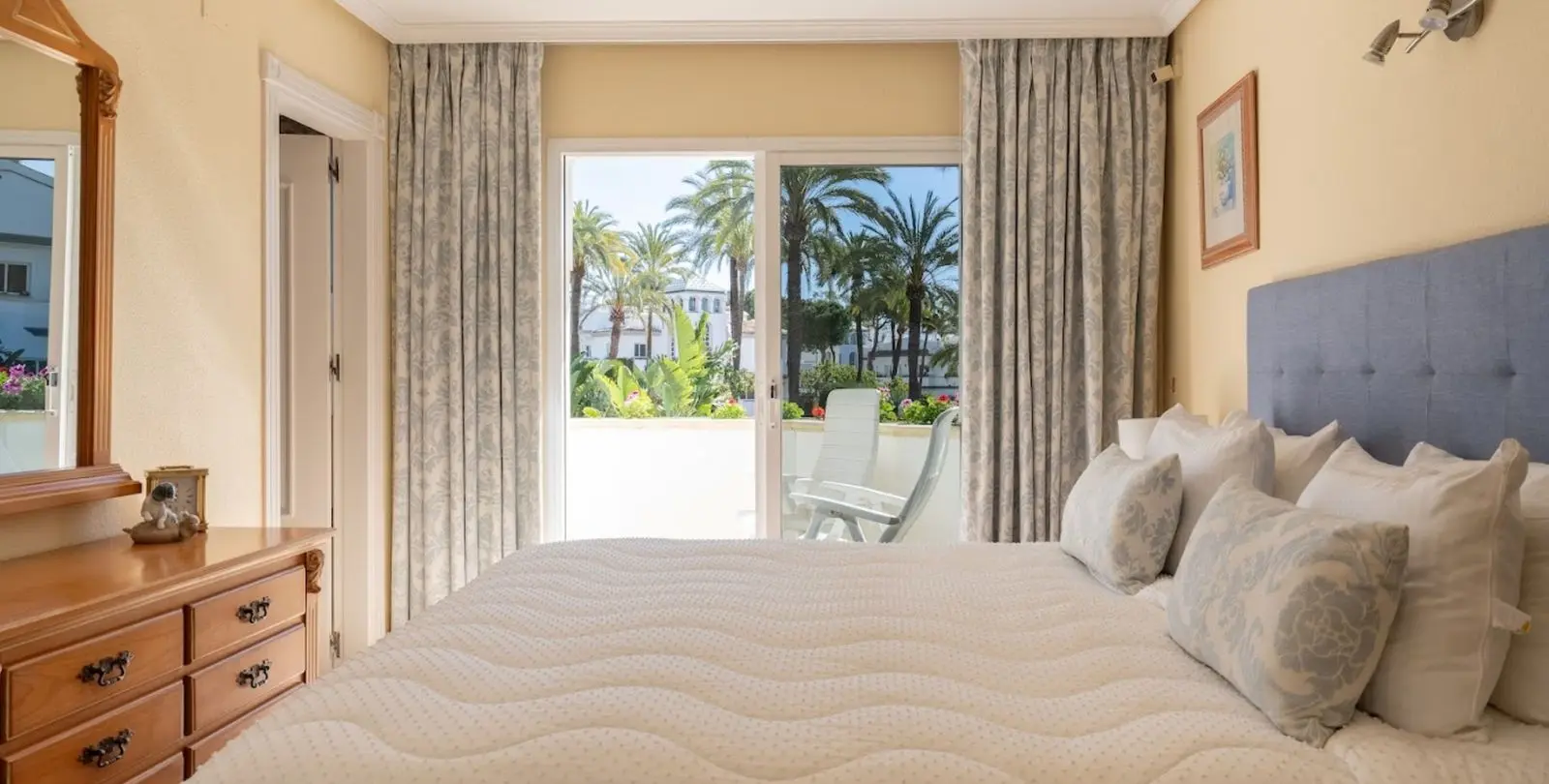 Venta de adosado en New Golden Mile 6